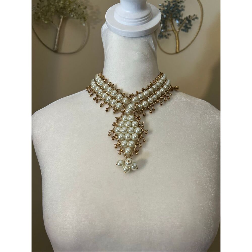 Mystyle Vintage Style Chunky Faux Pearl Antique Gold Tone Earring Necklace Set